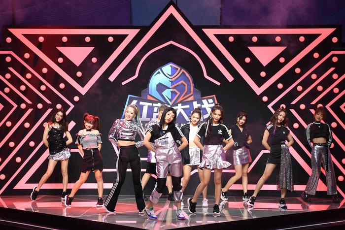 超级企鹅红蓝大战开打,腾讯体育创造中国版“超级碗”